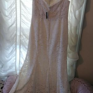 Anne Taylor Wedding Dress